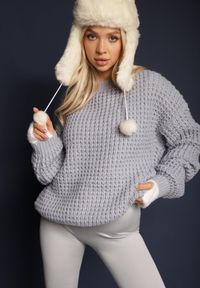Renee - Jasnoniebieski Sweter z Wiskozą Ozdobiony Splotem Rialorae. Okazja: na co dzień. Kolor: niebieski. Materiał: wiskoza. Wzór: aplikacja, ze splotem. Styl: elegancki, casual #4