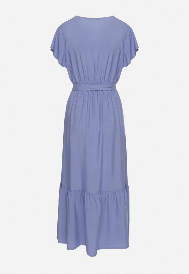 Born2be - Niebieska Wiskozowa Sukienka z Kopertowym Dekoltem z Paskiem Savorlisse. Okazja: na co dzień. Kolor: niebieski. Materiał: wiskoza. Wzór: aplikacja. Typ sukienki: kopertowe. Styl: casual, klasyczny