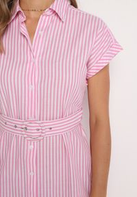 Born2be - Różowa Bawełniana Sukienka Koszulowa z Materiałowym Paskiem w Talii Nelarinda. Typ kołnierza: kołnierzyk klasyczny. Kolor: różowy. Materiał: bawełna, materiał. Typ sukienki: koszulowe. Styl: elegancki, klasyczny #3