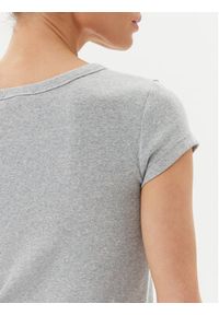 Calvin Klein Jeans T-Shirt LV047C200G Szary Slim Fit. Kolor: szary. Materiał: bawełna