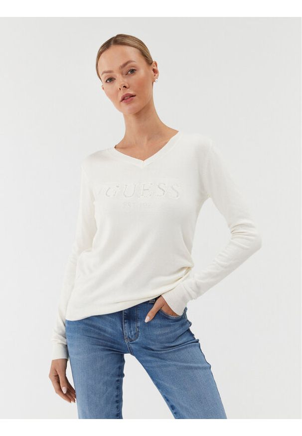 Guess Sweter W3BR24 Z2NQ2 Écru Regular Fit. Materiał: wiskoza