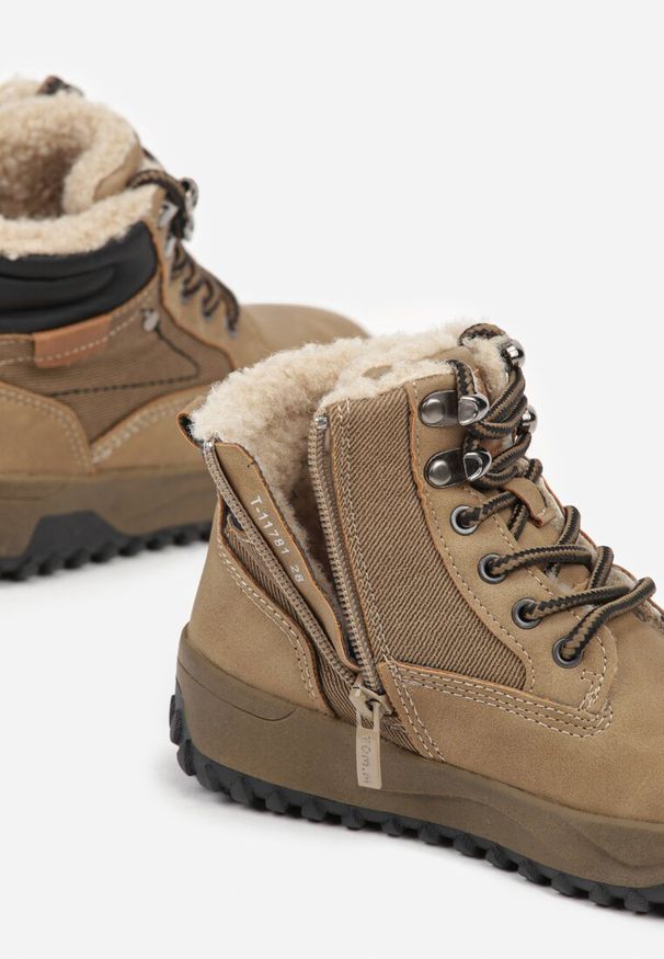 Born2be - Ciemnobeżowe Botki Typu Trapery na Grubej Tłoczonej Podeszwie Veskia. Okazja: na co dzień. Kolor: beżowy. Materiał: jeans. Styl: casual