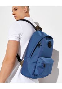MONCLER - Niebieski plecak z logo Pierrick. Kolor: niebieski. Materiał: nylon. Wzór: aplikacja, paski