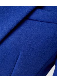 Alexander McQueen - ALEXANDER MCQUEEN - Niebieski płaszcz z wełny. Kolor: niebieski. Materiał: wełna. Styl: elegancki