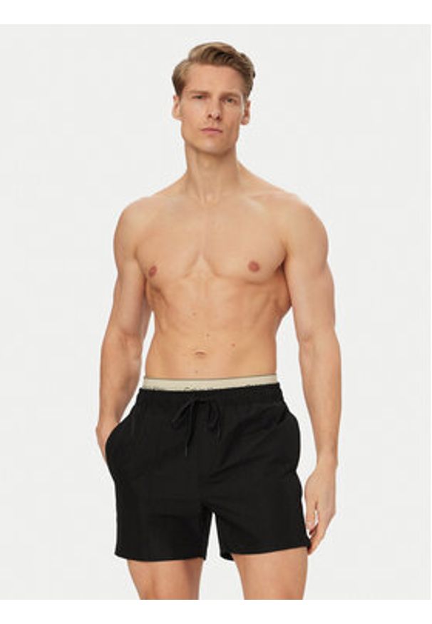 Calvin Klein Swimwear Szorty kąpielowe LV00N61017 Czarny Regular Fit. Kolor: czarny. Materiał: syntetyk