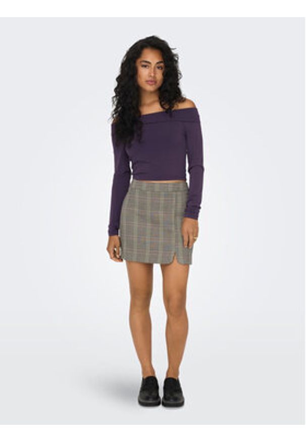 only - ONLY Bluzka 15302593 Fioletowy Slim Fit. Kolor: fioletowy. Materiał: syntetyk