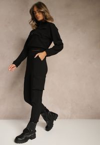 Renee - Czarny Komplet Dresowy Cargo Bluza ze Stójką i Spodnie Jogger Litene. Kolor: czarny. Materiał: dresówka. Sport: turystyka piesza #3
