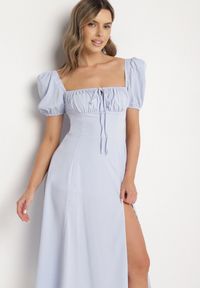 Born2be - Niebieska Sukienka w Rustykalnym Stylu z Wiązaniem przy Dekolcie i Rozcięciem Idanillea. Okazja: na spacer, na co dzień. Typ kołnierza: dekolt kwadratowy. Kolor: niebieski. Typ sukienki: rozkloszowane. Styl: casual #6