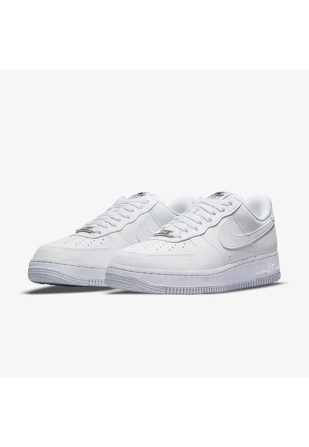 Buty Damskie Sportowe Nike W Air Force 1 '07 Next Nature. Kolor: biały. Materiał: materiał. Model: Nike Air Force