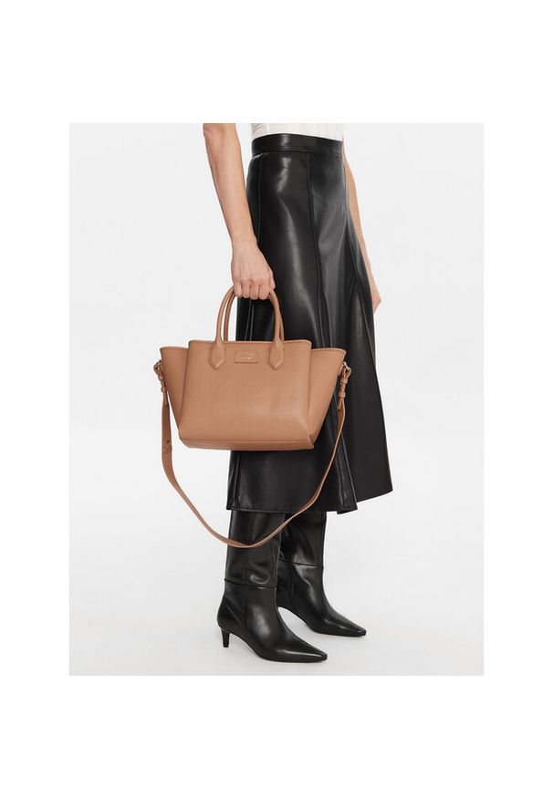 Torebka Emporio Armani. Kolor: brązowy