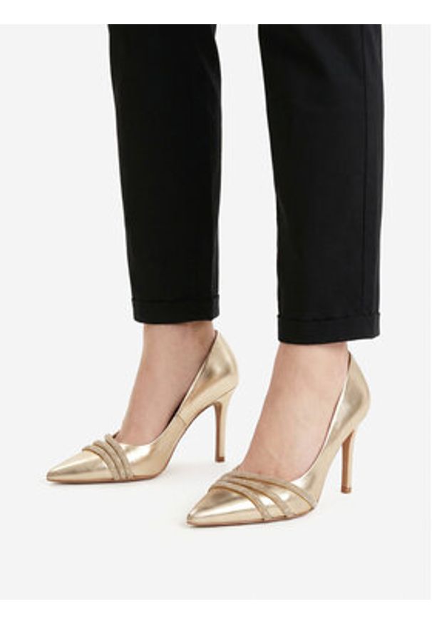 Nine West Szpilki CEO-MARIAM-01 Złoty. Kolor: złoty. Materiał: materiał. Obcas: na szpilce