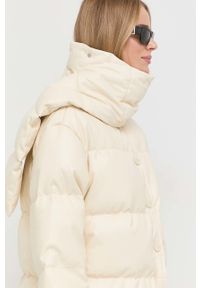 Miss Sixty kurtka puchowa damska kolor beżowy zimowa oversize. Kolor: beżowy. Materiał: puch. Sezon: zima #7