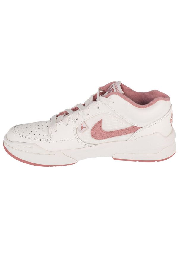 Buty do koszykówki damskie, Nike Wmns Air Jordan Stadium 90. Kolor: biały. Materiał: skóra, syntetyk, materiał, guma. Model: Nike Air Jordan. Sport: koszykówka