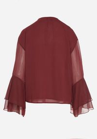 Born2be - Bordowa Bluzka w Rustykalnym Stylu z Wiązaniem i Falbankami Nenarea. Okazja: do pracy, na co dzień, na spotkanie biznesowe. Typ kołnierza: kołnierz z falbankami. Kolor: czerwony. Materiał: jeans. Styl: klasyczny, casual, elegancki, biznesowy #6