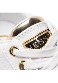 Guess Sneakersy FL5BEK FAL12 Biały. Kolor: biały. Materiał: skóra