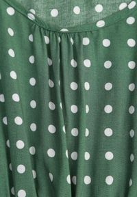 Born2be - Zielona Sukienka z Bawełny Rozkloszowana w Kropki Toliennea. Okazja: na co dzień. Kolor: zielony. Materiał: bawełna. Wzór: kropki. Styl: casual #4