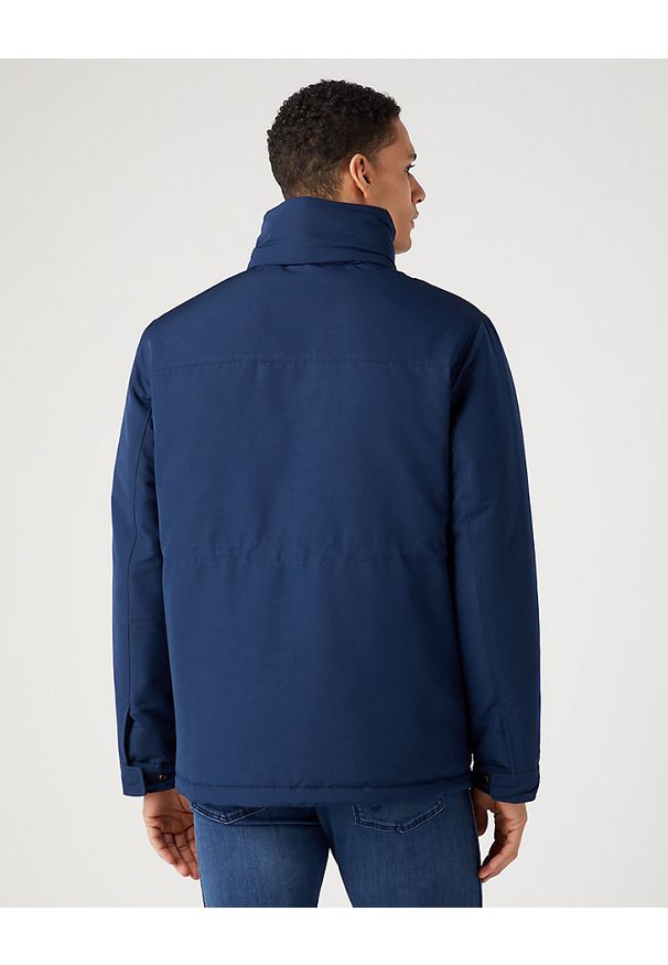 Wrangler - WRANGLER BODYGUARD JACKET MĘSKA KURTKA ZIMOWA Z KAPTUREM CIEPŁA NAVY W40BWW114. Typ kołnierza: kaptur. Sezon: zima