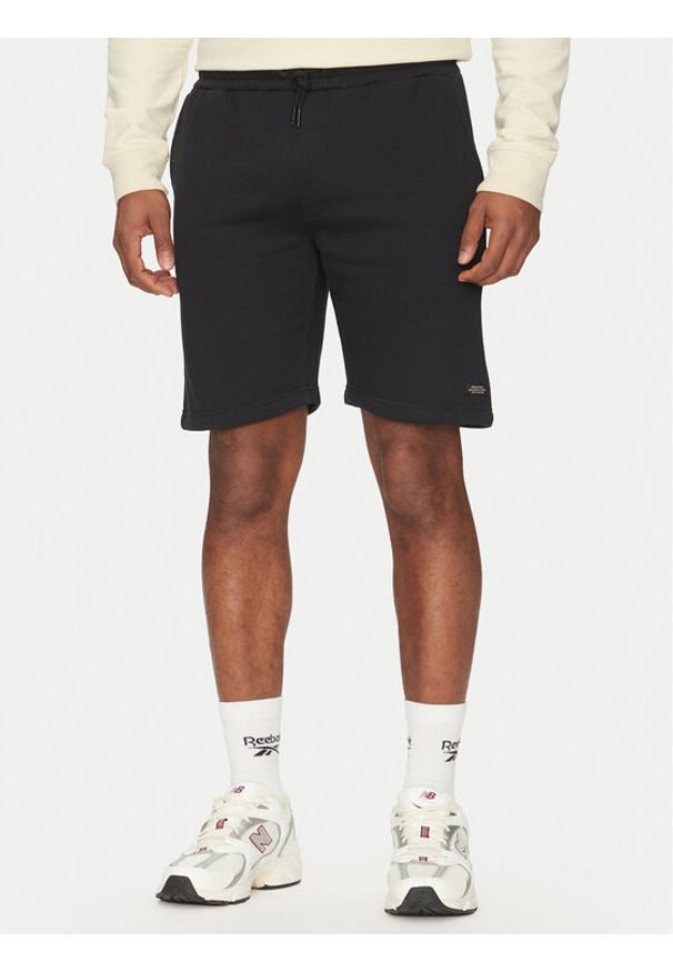 Blend Szorty sportowe 20714198 Czarny Regular Fit. Kolor: czarny. Materiał: bawełna. Styl: sportowy