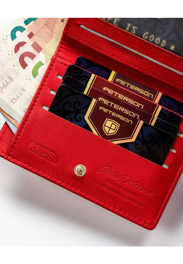 Portfel damski Peterson PTN 003-YS czerwony. Kolor: czerwony. Materiał: skóra ekologiczna