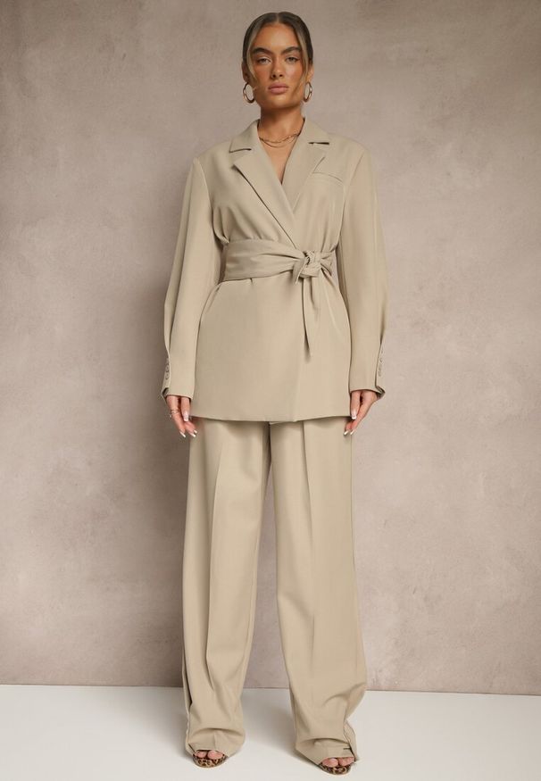 Renee - Beżowe Spodnie Garniturowe High Waist Annavia. Okazja: na spotkanie biznesowe. Stan: podwyższony. Kolor: beżowy. Styl: biznesowy, elegancki