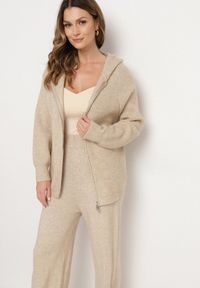 Born2be - Beżowy Komplet z Wełną i Bawełną Szerokie Spodnie i Rozpinana Bluzka z Kapturem Reikania. Kolor: beżowy. Materiał: wełna, bawełna #4