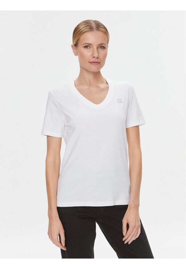 Calvin Klein Jeans T-Shirt Embro Badge J20J222560 Biały Regular Fit. Kolor: biały. Materiał: bawełna