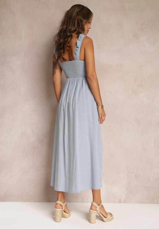 Renee - Niebieska Rozkloszowana Sukienka Bawełniana z Kwadratowym Dekoltem Trenna. Typ kołnierza: dekolt kwadratowy. Kolor: niebieski. Materiał: bawełna. Sezon: lato