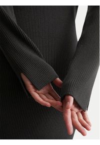 Marc O'Polo Sukienka dzianinowa 409 5045 67097 Czarny Slim Fit. Typ kołnierza: polo. Kolor: czarny. Materiał: bawełna #2