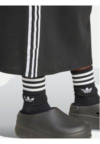 Adidas - adidas Spódnica midi IY7279 Czarny Slim Fit. Kolor: czarny. Materiał: bawełna