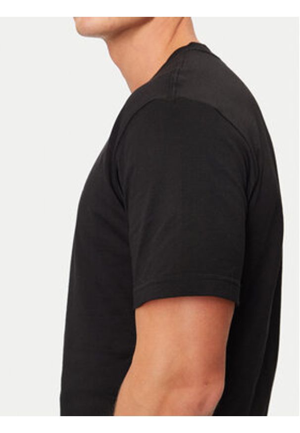 Calvin Klein Jeans T-Shirt Minimal Logo J30J327075 Czarny Regular Fit. Kolor: czarny. Materiał: bawełna