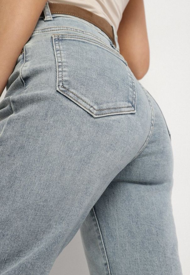 Born2be - Jasnoniebieskie Jeansy o Szerokim Kroju z Wysokim Stanem Audelli. Okazja: na co dzień. Stan: podwyższony. Kolor: niebieski. Styl: casual, elegancki