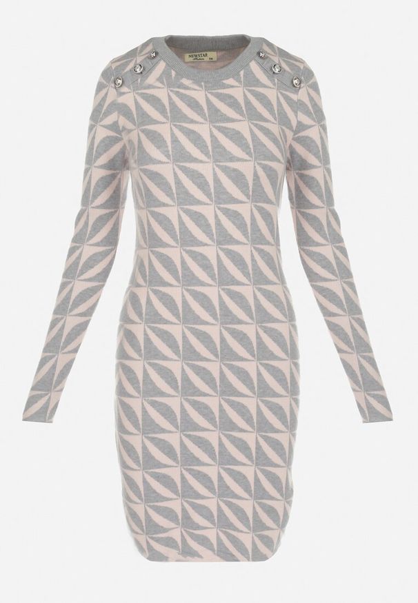 Born2be - Jasnoróżowa Sukienka Dzianinowa w Geometryczny Wzór Hynnee. Kolor: różowy. Materiał: dzianina. Wzór: geometria. Długość: mini
