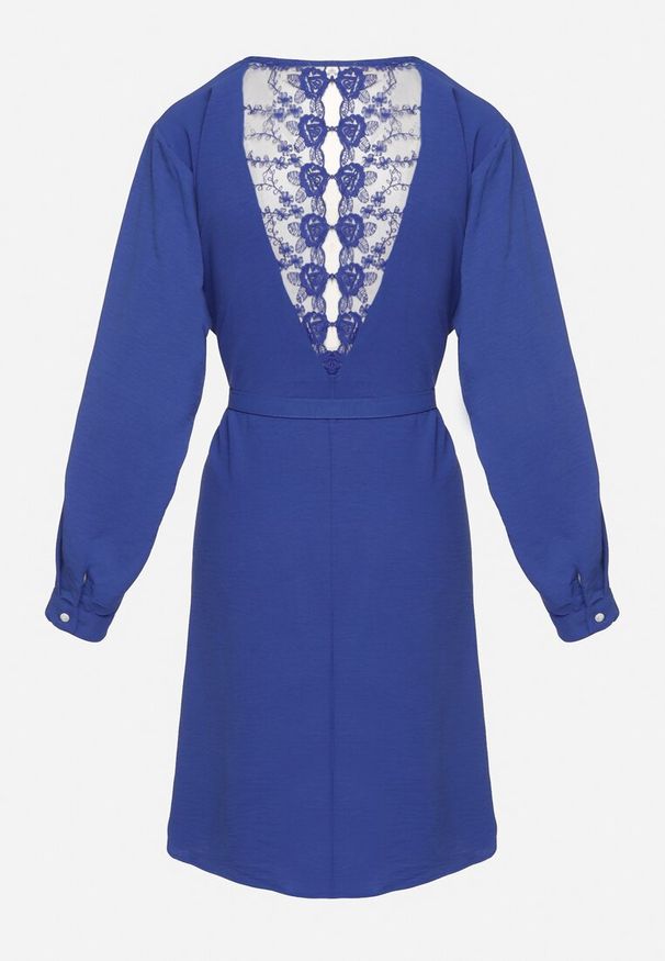 Born2be - Granatowa Sukienka Mini Rozkloszowana z Paskiem i Koronkową Wstawką Varanil. Okazja: na co dzień. Kolor: niebieski. Materiał: koronka. Styl: casual. Długość: mini