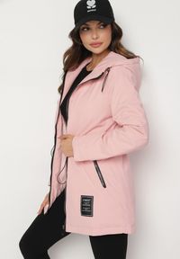 Born2be - Różowa Kurtka Parka z Kapturem i Ściągaczami w Pasie Arilira. Typ kołnierza: kaptur. Kolor: różowy. Styl: klasyczny #6