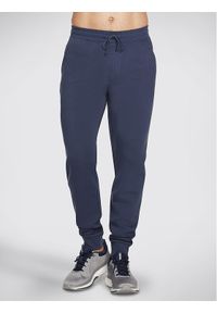 skechers - Skechers Spodnie dresowe Sweats Essential Jogger PT16 Szary Regular Fit. Kolor: szary. Materiał: bawełna, dresówka #1
