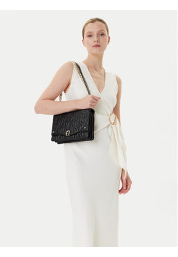 Aigner Torebka Diadora S 132053 Czarny. Kolor: czarny. Materiał: skórzane