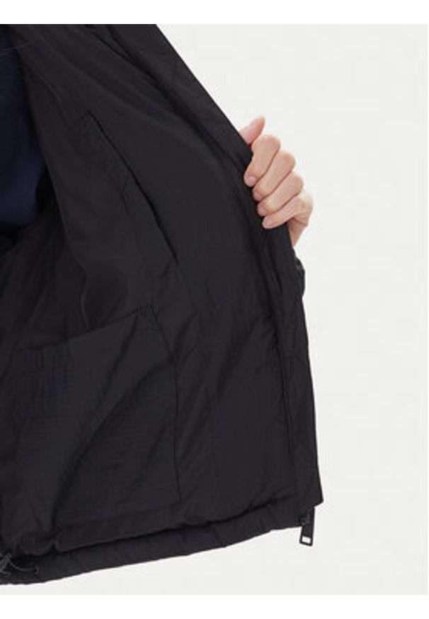 Tommy Jeans Kurtka zimowa DW0DW21625 Czarny Regular Fit. Kolor: czarny. Materiał: syntetyk. Sezon: zima