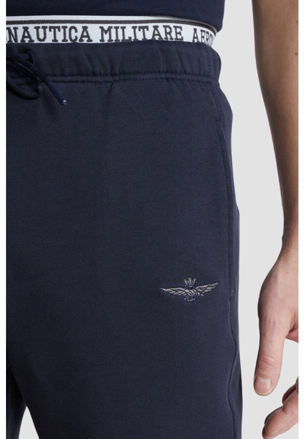 Aeronautica Militare - AERONAUTICA MILITARE Granatowe męskie spodenki Bermuda, Rozmiar XXL. Kolor: niebieski