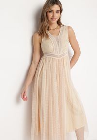 Born2be - Beżowa Rozkloszowana Sukienka Maxi z Koronkową Górą i Tiulowym Dołem Gelivia. Kolor: beżowy. Materiał: tiul, koronka. Długość: maxi #7