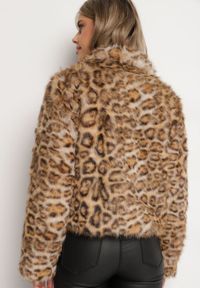 Born2be - Brązowa Kurtka Futerko z Wiskozą w Panterkę z Wsuwanymi Kieszeniami Eltinnia. Okazja: na co dzień. Typ kołnierza: golf. Kolor: brązowy. Materiał: wiskoza, futro. Wzór: motyw zwierzęcy. Styl: wizytowy, casual #5