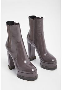 Casadei - Botki skórzane CASADEI. Materiał: lakier, skóra. Obcas: na platformie #1