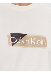 Calvin Klein T-Shirt Layered Gel Logo K10K111845 Biały Regular Fit. Kolor: biały. Materiał: bawełna #3
