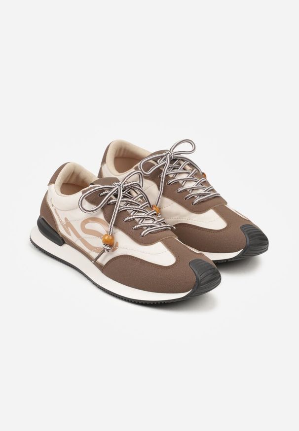 Renee - Brązowe Sneakersy Ozdobione Geometrycznym Motywem Phiaronei. Okazja: na co dzień. Kolor: brązowy. Materiał: jeans. Wzór: geometria, aplikacja