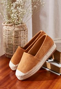 Born2be - Ciemnobeżowe Espadryle Zdobione Plecionką Thaxie. Okazja: na co dzień. Kolor: beżowy. Materiał: len. Wzór: aplikacja. Sezon: lato. Styl: boho, elegancki, casual #1