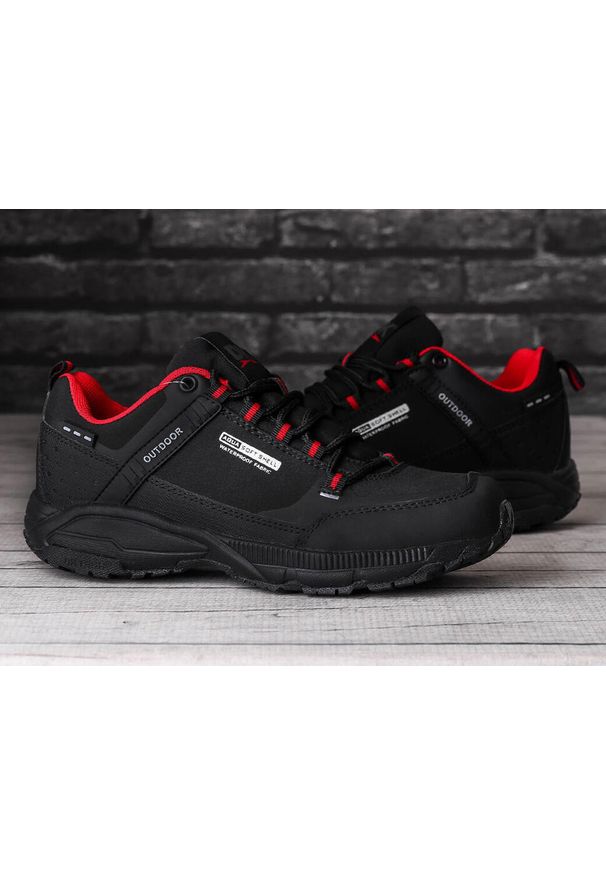Buty damskie sportowe trekkingowe DK PREDATOR SOFTSHELL. Kolor: czerwony, wielokolorowy, czarny. Materiał: softshell