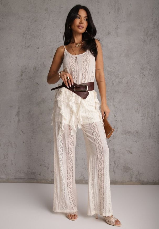 Renee - Beżowy Eteryczny Komplet z Koronką i Falbankami Top i Spodnie Wide Leg Pretilaine. Kolor: beżowy. Materiał: koronka. Wzór: koronka