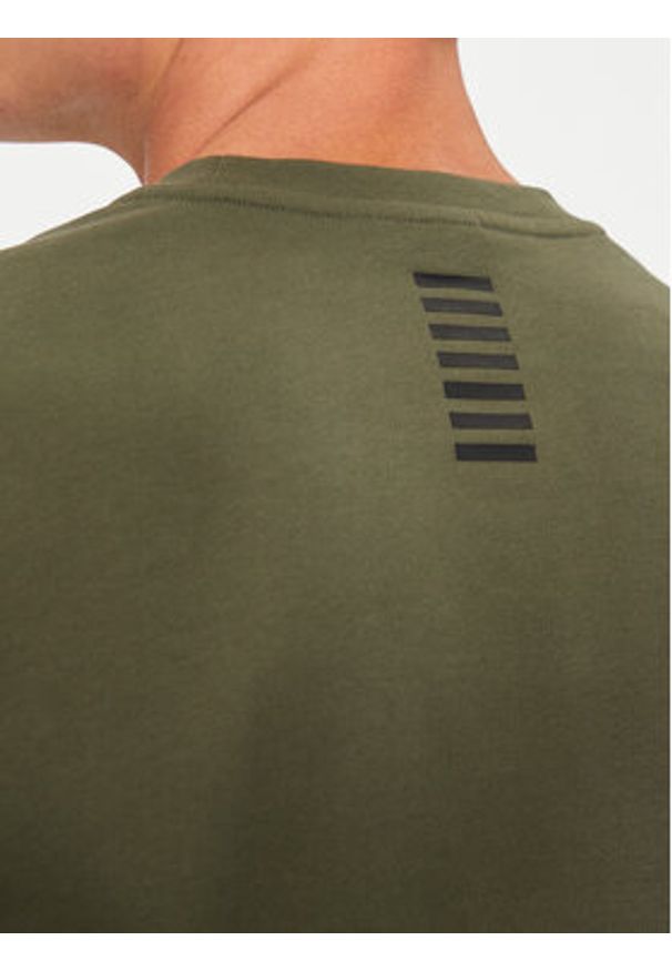 EA7 Emporio Armani Bluza 8NPM30 PJVRZ 1846 Zielony Regular Fit. Kolor: zielony. Materiał: bawełna