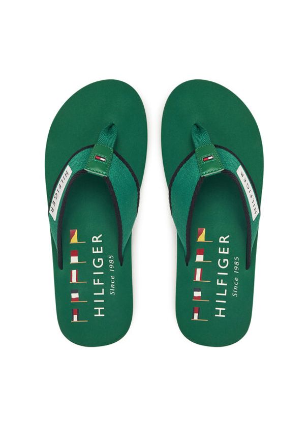 TOMMY HILFIGER - Tommy Hilfiger Japonki Patch Hilfiger Beach Sandal FM0FM05435 Zielony. Kolor: zielony. Materiał: materiał