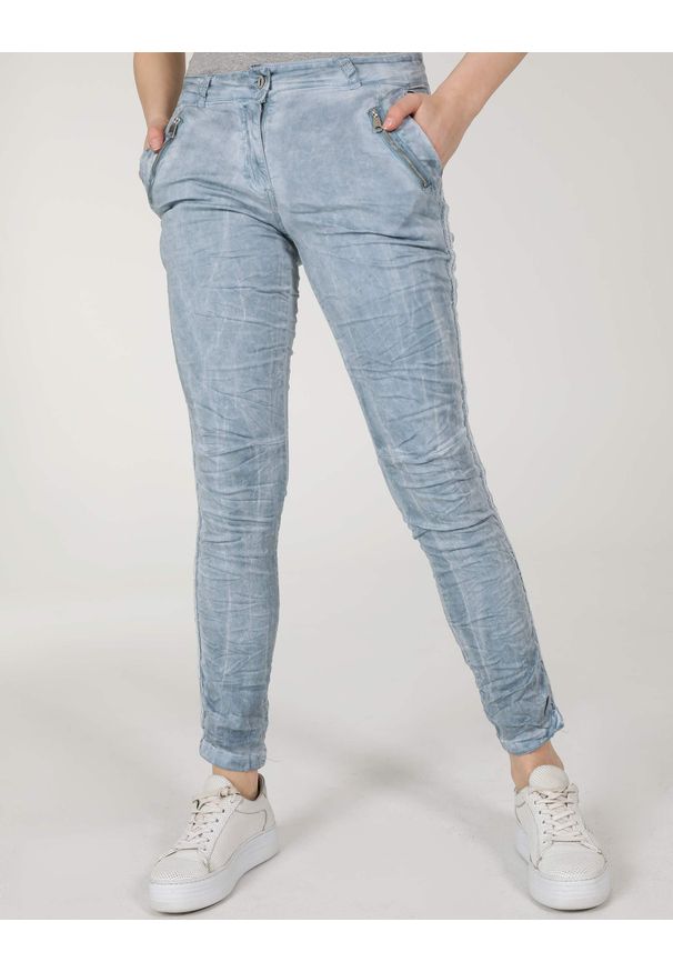 Unisono - BAWEŁNIANE SPODNIE Z LAMPASAMI 221-97510 JEANS. Materiał: jeans, bawełna