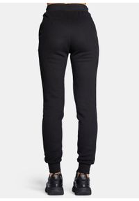 Spodnie dresowe damskie czarne Guess Dottie. Kolor: czarny. Materiał: dresówka #3